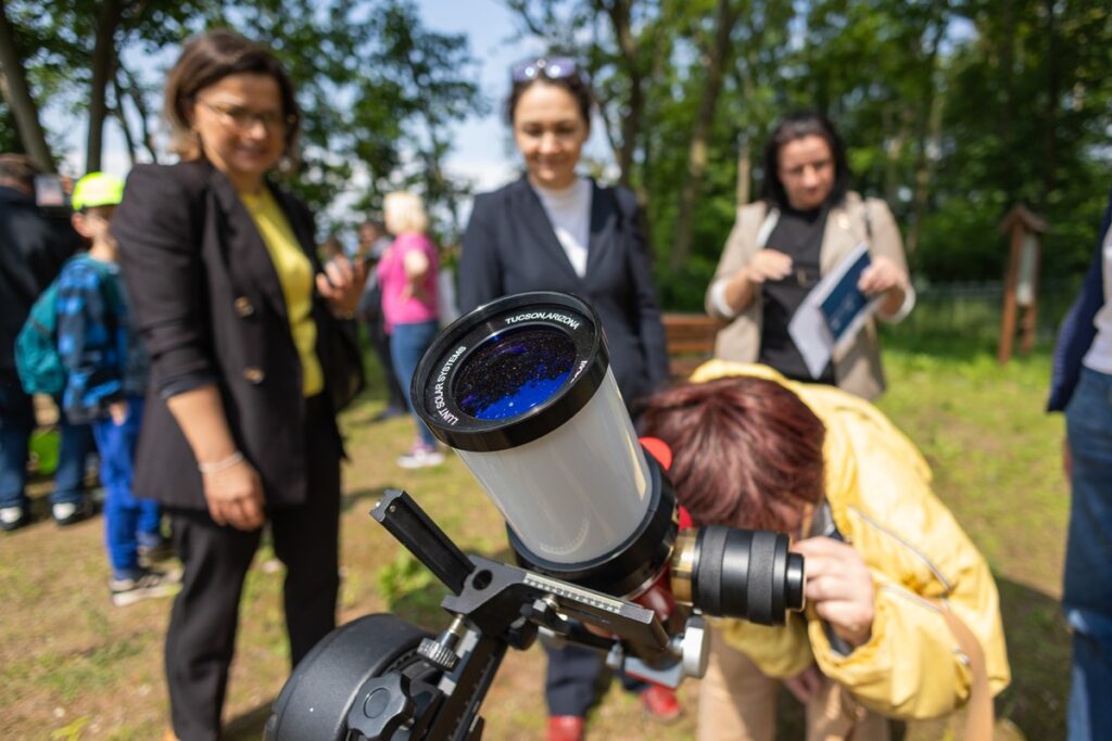 Piknik naukowy Astrobaza Toruń, fot. Mikołaj Kuras dla UMWKP