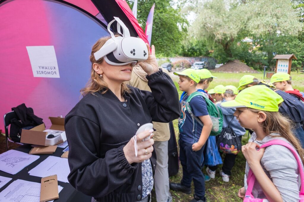 Piknik naukowy Astrobaza Toruń, fot. Mikołaj Kuras dla UMWKP