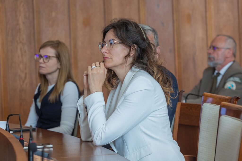 Uroczystość wręczenia umów FEdKP, 13 czerwca 2025 r., fot. Mikołaj Kuras dla UMWKP