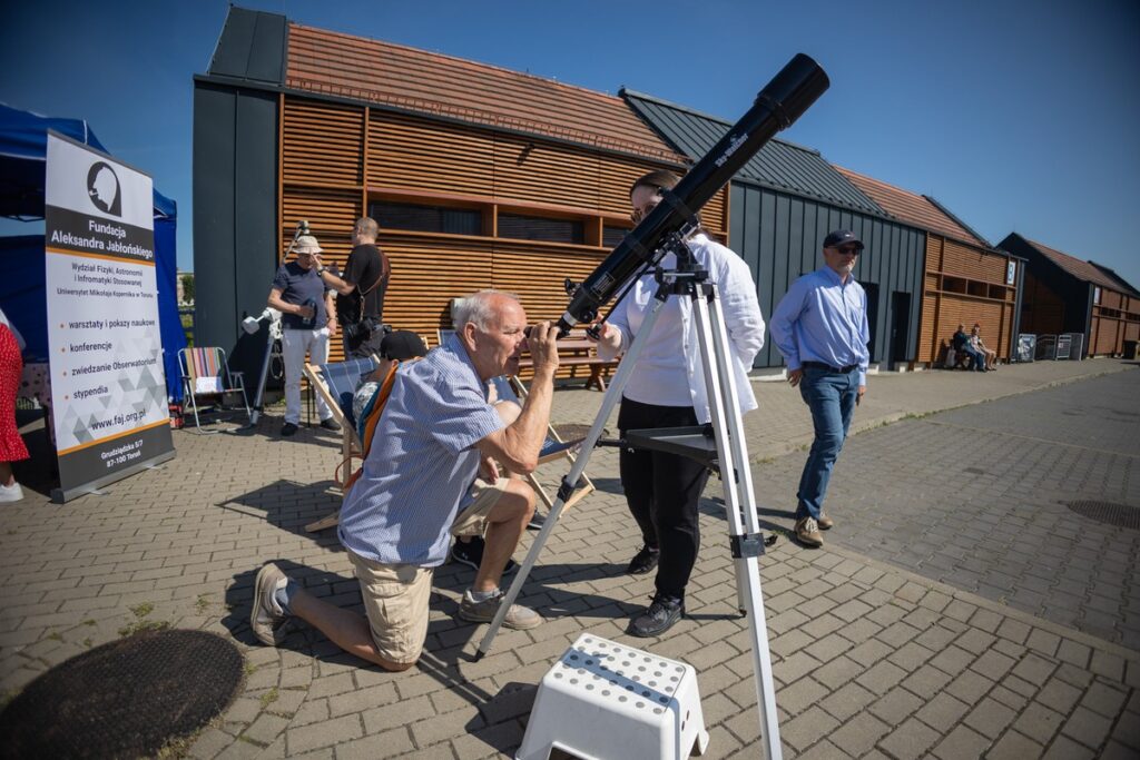 Piknik rodzinny Astrofestiwal w Grudziądzu, fot. Mikołaj Kuras dla UMWKP