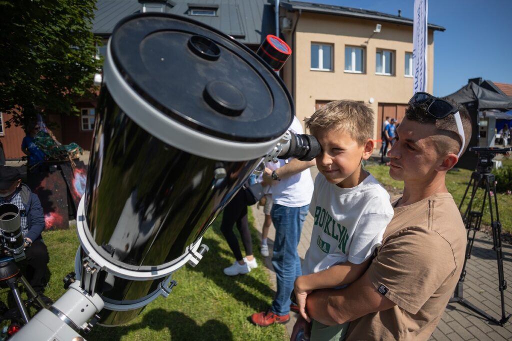 Piknik rodzinny Astrofestiwal w Grudziądzu, fot. Mikołaj Kuras dla UMWKP