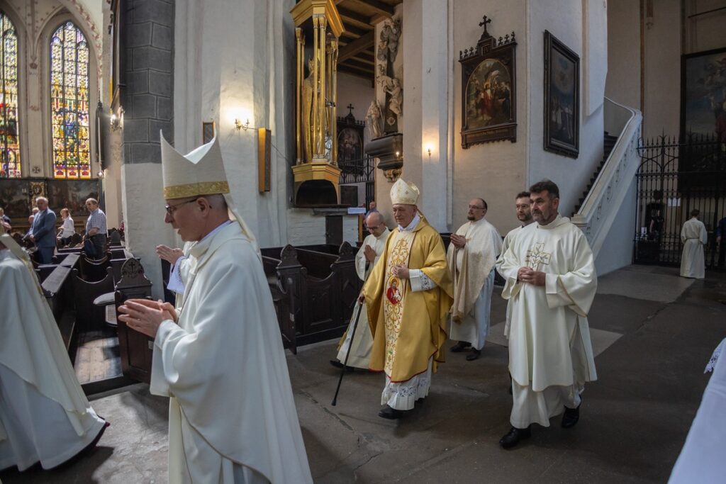 Jubileusz 60-lecia kapłaństwa biskupa seniora Andrzeja Suskiego, fot. Mikołaj Kuras dla UMWP
