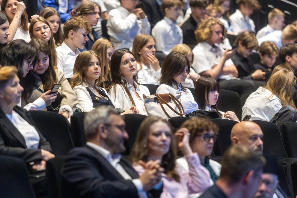 The 80th anniversary of High School No. 4 in Toruń, photo by Szymon Zdziebło/tarantoga.pl