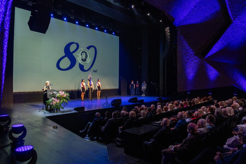 The 80th anniversary of High School No. 4 in Toruń, photo by Szymon Zdziebło/tarantoga.pl