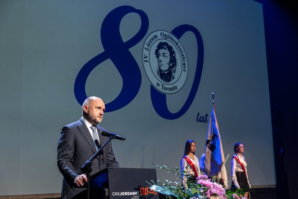 The 80th anniversary of High School No. 4 in Toruń, photo by Szymon Zdziebło/tarantoga.pl