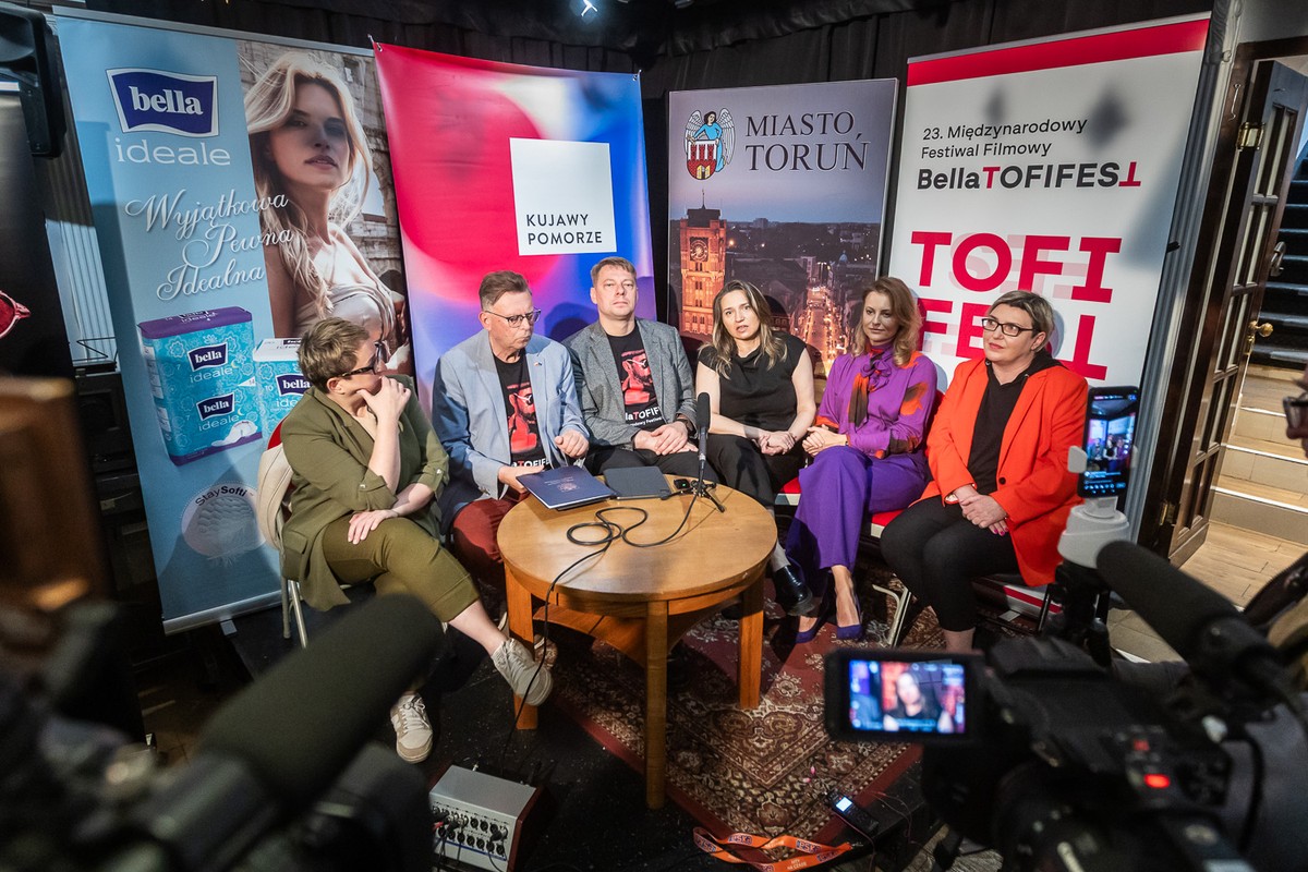 Konferencja prasowa organizatorów festiwalu Bella Tofifest, fot. Szymon Zdziebło/tarantoga.pl dla UMWKP
