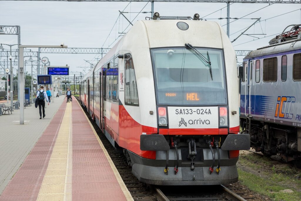 Pierwszy kurs pociągu Latarnik na Hel, fot. Tomasz Czachorowski/eventphoto.com.pl dla UMWKP