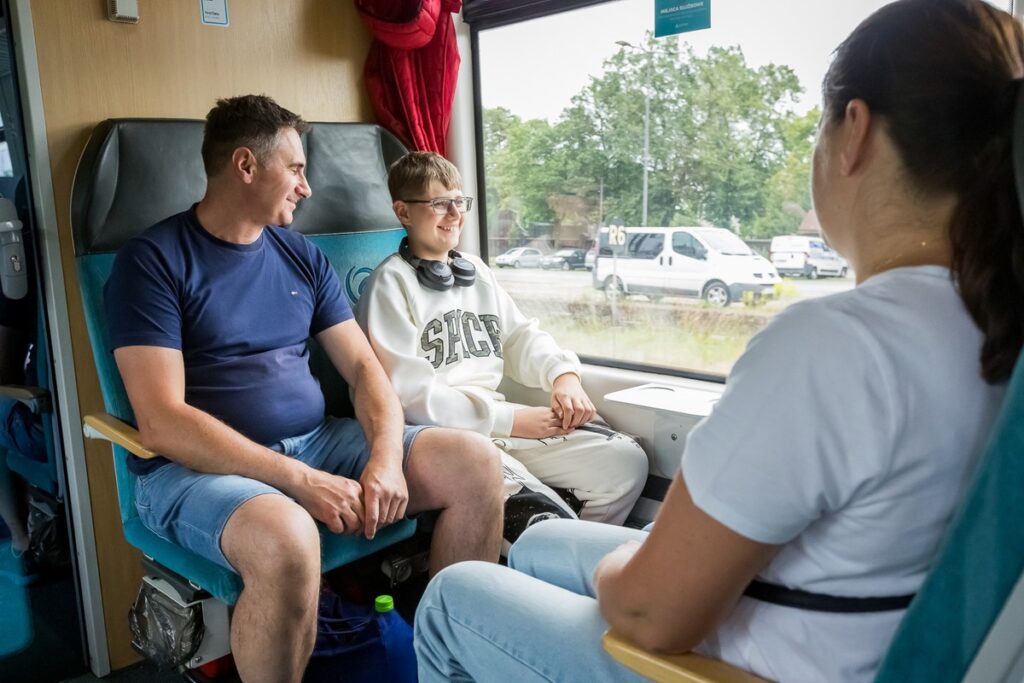 Pierwszy kurs pociągu Latarnik na Hel, fot. Tomasz Czachorowski/eventphoto.com.pl dla UMWKP