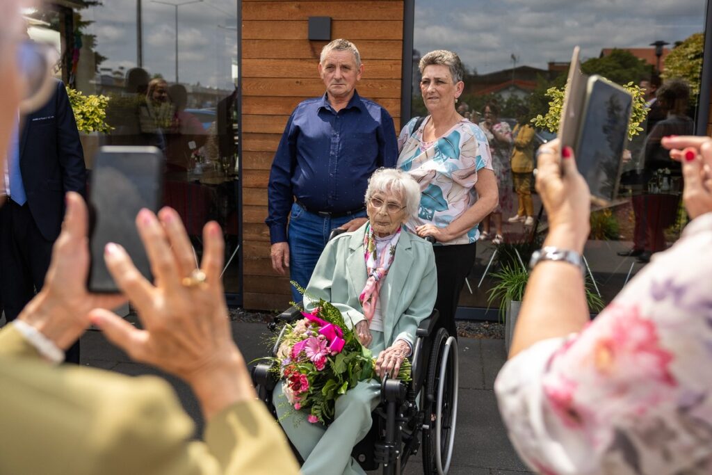 Wręczenie medalu Unitas Durat Cecylii Lemke, fot. Szymon Zdziebło/tarantoga.pl dla UMWKP