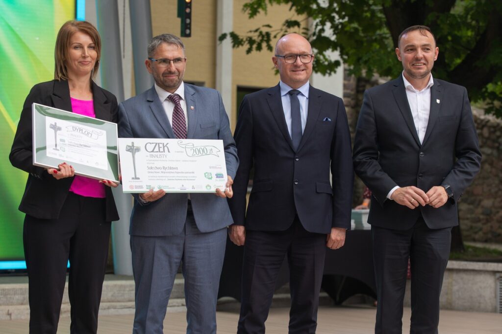 Wręczenie nagród w konkursie Fundusz sołecki – najlepsza inicjatywa, fot. Mikołaj Kuras dla UMWKP Award ceremony for the Village Fund competition – best initiative, photo by Mikołaj Kuras for UMWKP