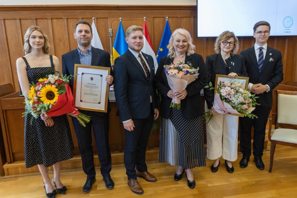 VII sesja młodzieżowego sejmiku II kadencji, fot. Mikołaj Kuras dla UMWKP