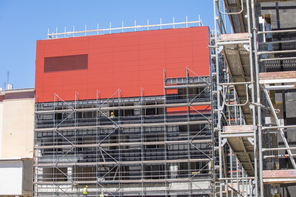 Rozbudowa kompleksu lecznicy, Mikołaj Kuras dla UMWKP