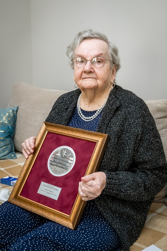 Awarding of the Unitas Durat medal to Marianna Majewska, photo by Tomasz Czachorowski/eventphoto.com.pl for UMWKP