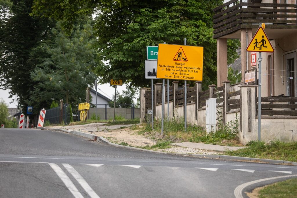 Modernization of Regional Road 268, photo by Szymon Zdziebło/tarantoga.pl for the UMWKP