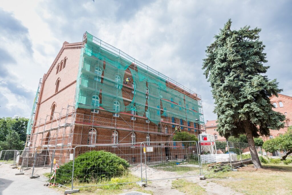 Extension of the Regional Mental Health Hospital in Świecie Photo: Tomasz Czachorowski/eventphoto.com.pl for UMWKP