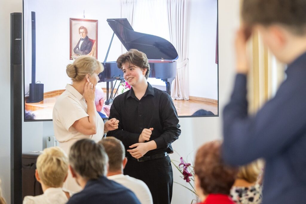 Concert from the series ‘Holidays with Chopin’ at the Chopin Centre in Szafarnia, photo by Szymon Zdziebło, tarantoga.pl for UMWKP