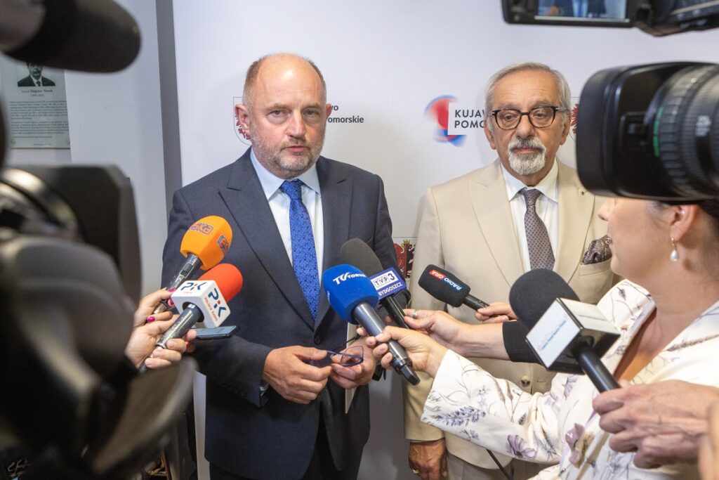 Podpisanie porozumienia na rzecz utworzenia Międzynarodowego Instytutu Polskiej Akademii Nauk, fot. Mikołaj Kuras dla UMWKP