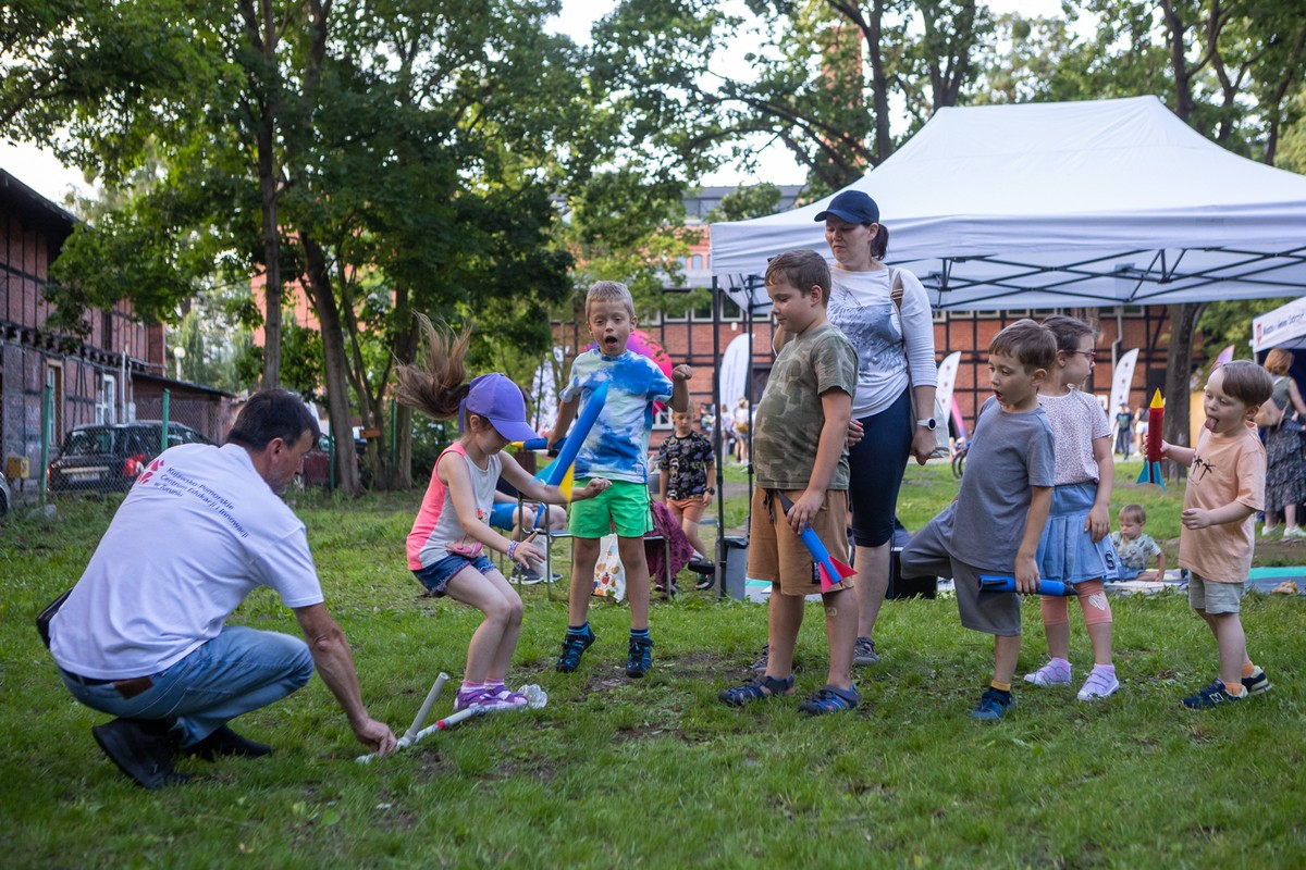 Piknik naukowy „Powrót na Księżyc”, fot. Mikołaj Kuras dla UMWKP
