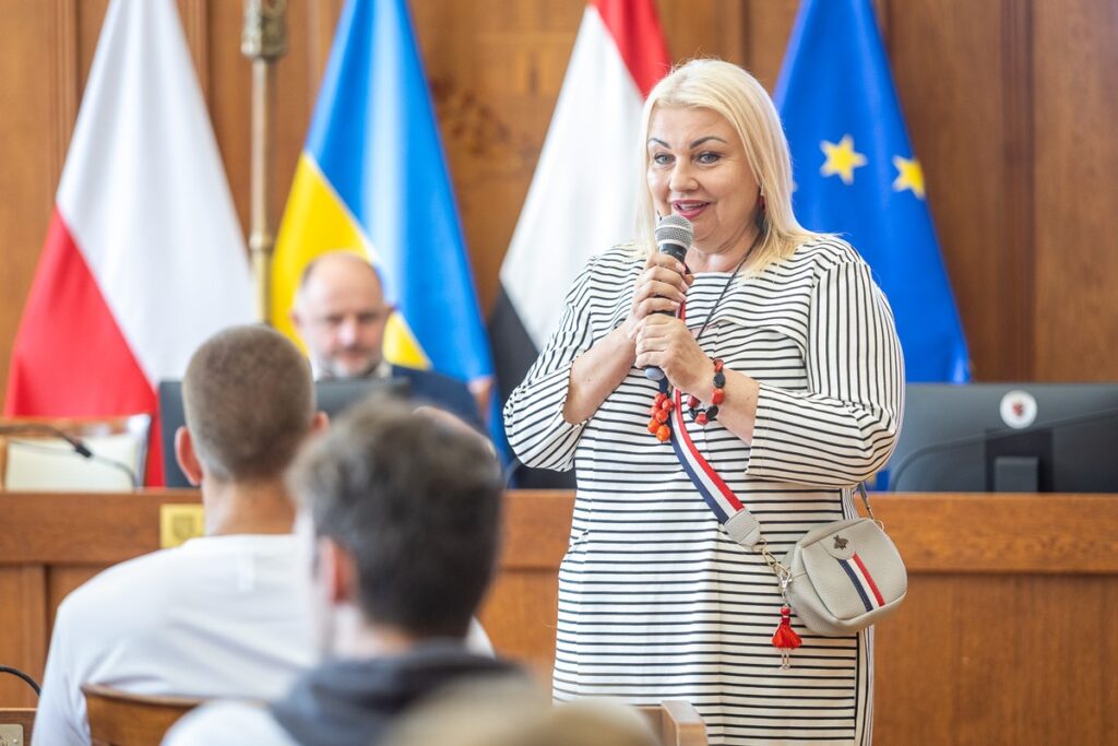 Spotkanie z młodzieżą, która weźmie udział w Jubileuszu Młodych w Rzymie, fot. Szymon Zdziebło/tarantoga.pl dla UMWKP