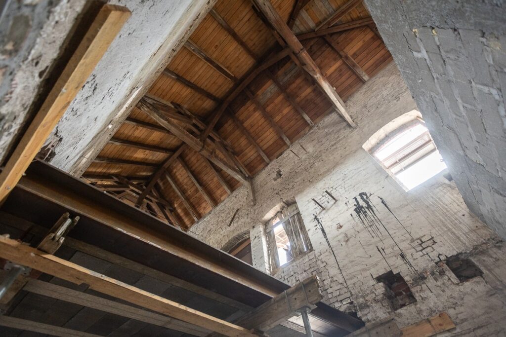 Wizyta na budowie Młyna Energii w Grudziądzu, fot. Szymon Zdziebło/tarantoga dla UMWKP