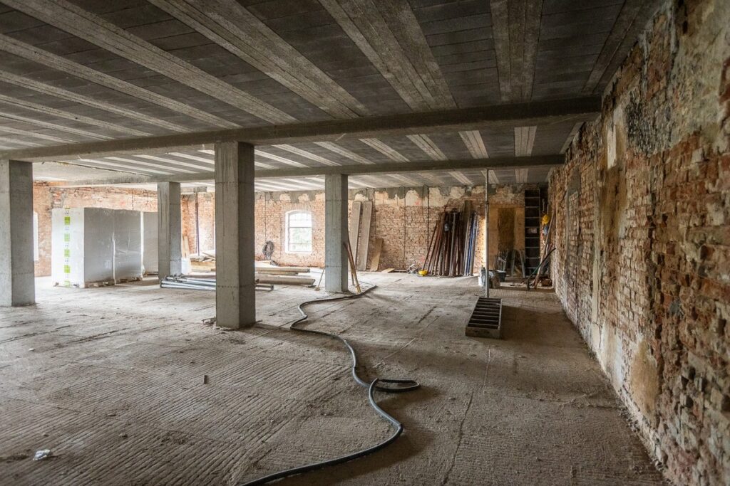 Wizyta na budowie Młyna Energii w Grudziądzu, fot. Szymon Zdziebło/tarantoga dla UMWKP