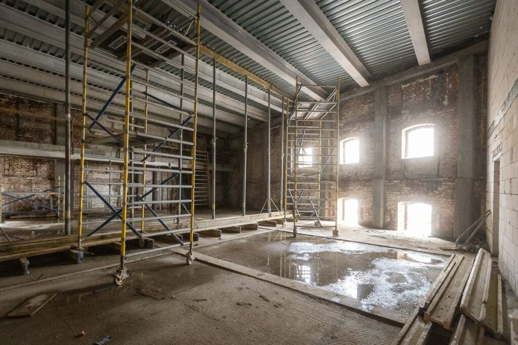 Wizyta na budowie Młyna Energii w Grudziądzu, fot. Szymon Zdziebło/tarantoga dla UMWKP