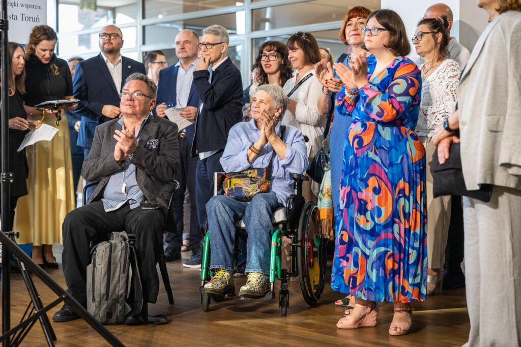 Wernisaż wystawy Billa Violi „Wizje czasu”, fot. Szymon Zdziebło/tarantoga.pl dla UMWKP