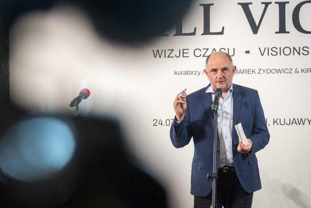 Wernisaż wystawy Billa Violi „Wizje czasu”, fot. Szymon Zdziebło/tarantoga.pl dla UMWKP