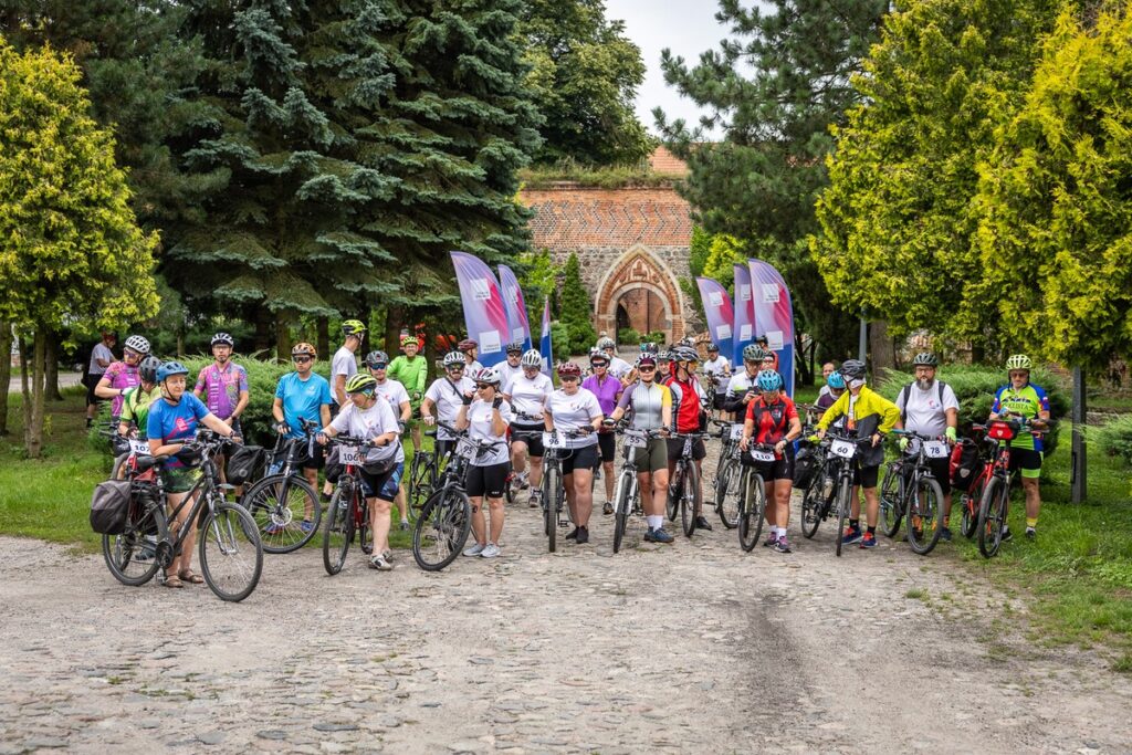 Jakubowa Sztafeta Rowerowa – dzień II, fot. Szymon Zdziebło, tarantoga.pl dla UMWKP