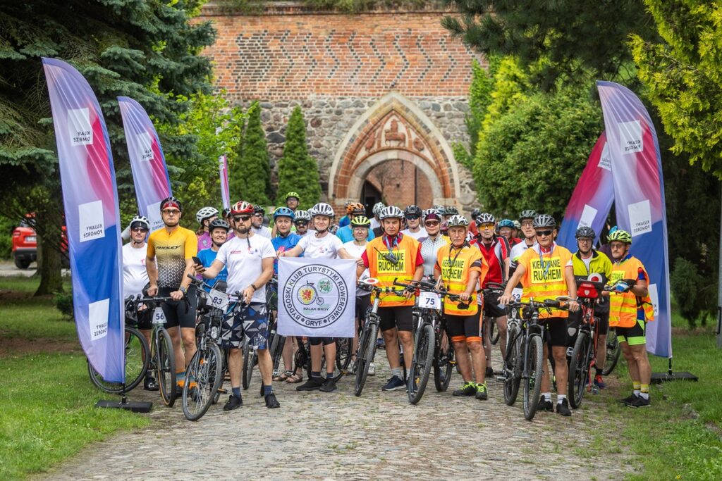 Jakubowa Sztafeta Rowerowa – dzień II, fot. Szymon Zdziebło, tarantoga.pl dla UMWKP