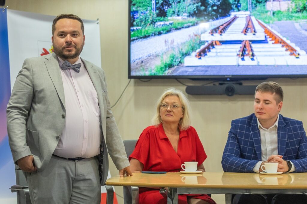 Podpisanie umowy z Polregio, fot. Mikołaj Kuras dla UMWKP