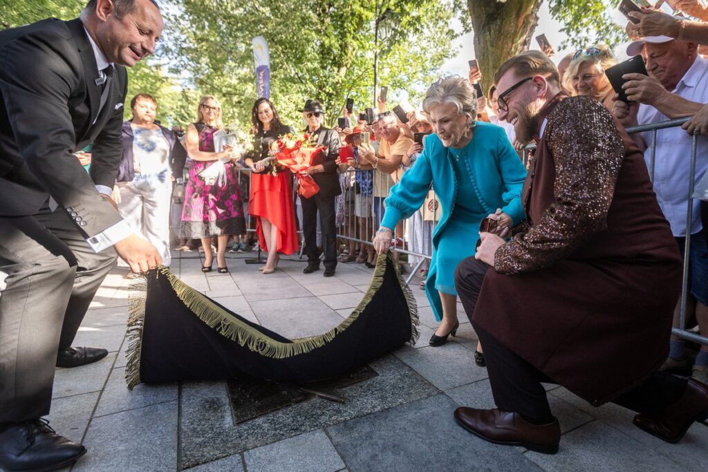 Otwarcie IV. Międzynarodowego Festiwalu „Vistula Sounds” im. Ireny Santor w Ciechocinku, fot. Szymon Zdziebło/tarantoga.pl dla UMWKP Opening of the 4th International Irena Santor Vistula Sounds Festival in Ciechocinek, photo by Szymon Zdziebło/tarantoga.pl for UMWKP