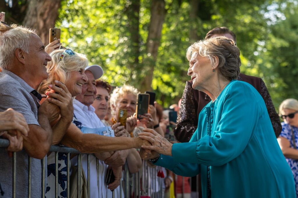 Otwarcie IV. Międzynarodowego Festiwalu „Vistula Sounds” im. Ireny Santor w Ciechocinku, fot. Szymon Zdziebło/tarantoga.pl dla UMWKP Opening of the 4th International Irena Santor Vistula Sounds Festival in Ciechocinek, photo by Szymon Zdziebło/tarantoga.pl for UMWKP