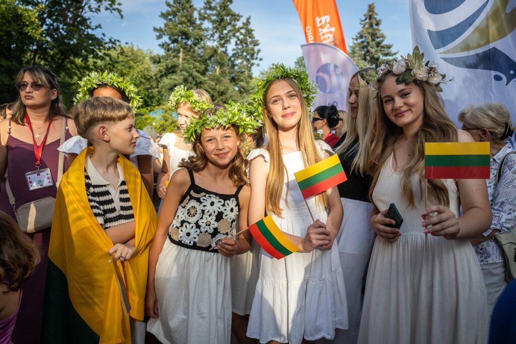 Otwarcie IV. Międzynarodowego Festiwalu „Vistula Sounds” im. Ireny Santor w Ciechocinku, fot. Szymon Zdziebło/tarantoga.pl dla UMWKP Opening of the 4th International Irena Santor Vistula Sounds Festival in Ciechocinek, photo by Szymon Zdziebło/tarantoga.pl for UMWKP