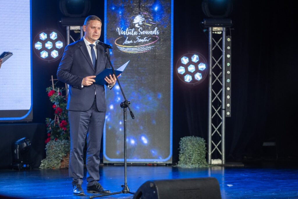 Otwarcie IV. Międzynarodowego Festiwalu „Vistula Sounds” im. Ireny Santor w Ciechocinku, fot. Szymon Zdziebło/tarantoga.pl dla UMWKP Opening of the 4th International Irena Santor Vistula Sounds Festival in Ciechocinek, photo by Szymon Zdziebło/tarantoga.pl for UMWKP