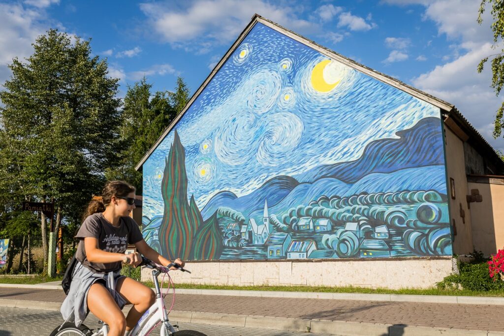 Murale w Brzózkach, fot. Tomasz Czachorowski/eventphoto.com.pl dla UMWKP