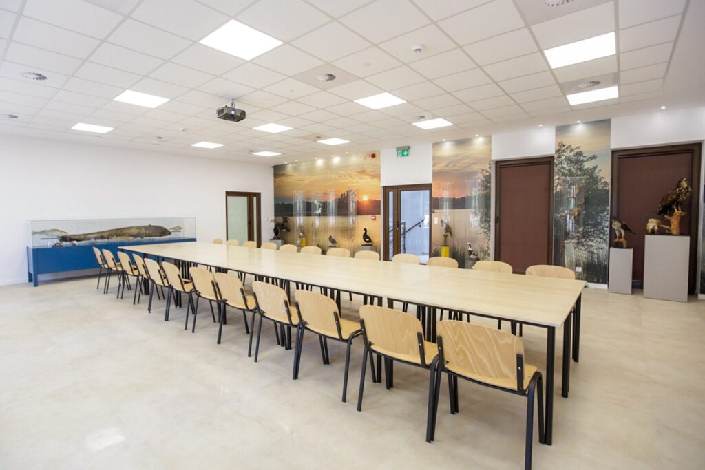 Kruszwica, nowa siedziba Nadgoplańskiego Parku Tysiąclecia, fot. Szymon Zdziebło tarantoga.pl dla UMWKP Kruszwica, new headquarters of the Nadgoplański Millennium Landscape Park, photo by Szymon Zdziebło / tarantoga.pl for the UMWKP