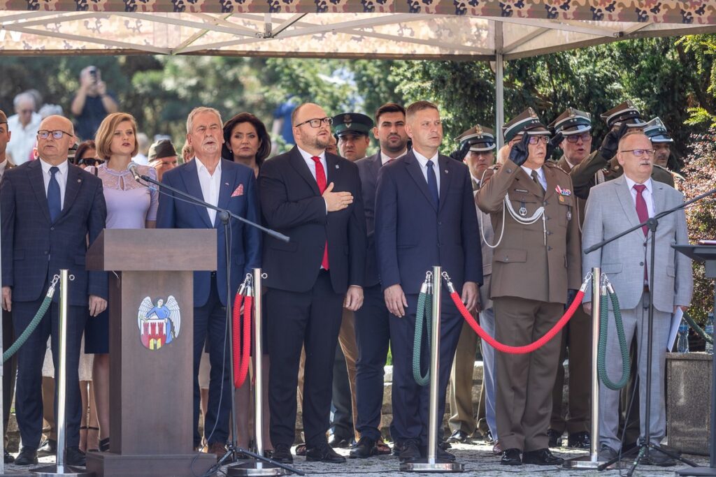 Polish Armed Forces Day in Toruń, photo by Szymon Zdziebło/tarantoga.pl dla UMWKP