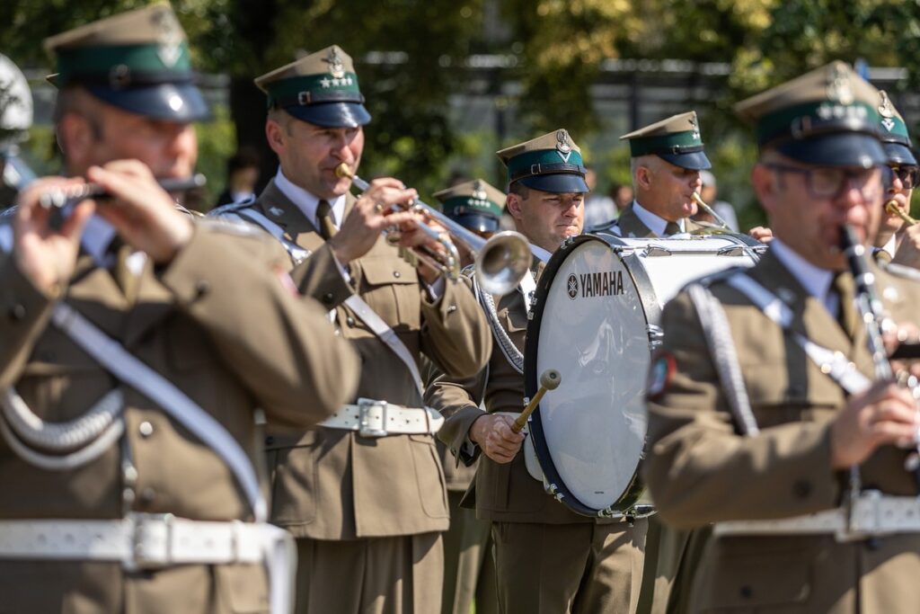 Polish Armed Forces Day in Toruń, photo by Szymon Zdziebło/tarantoga.pl dla UMWKP