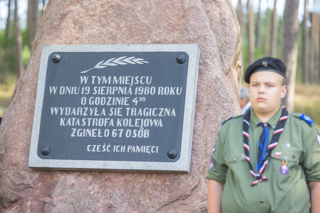 Uroczystość upamiętniająca ofiary katastrofy pod Otłoczynem, 19 sierpnia 2025 r., fot. Mikołaj Kuras dla UMWKP