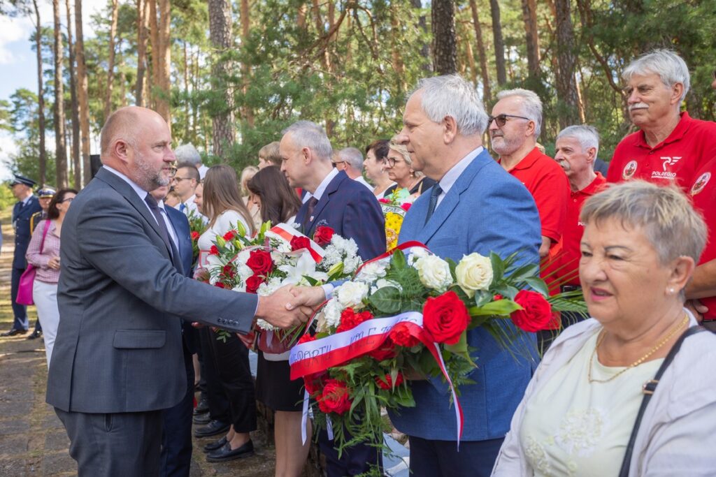 Uroczystość upamiętniająca ofiary katastrofy pod Otłoczynem, 19 sierpnia 2025 r., fot. Mikołaj Kuras dla UMWKP