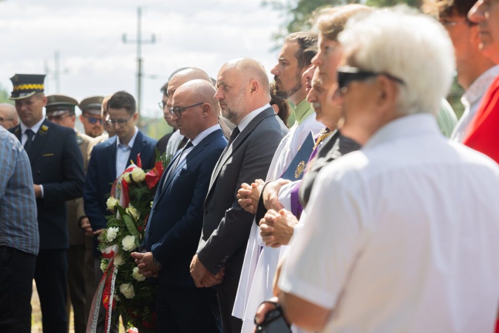 Uroczystość upamiętniająca ofiary katastrofy pod Otłoczynem, 19 sierpnia 2025 r., fot. Mikołaj Kuras dla UMWKP