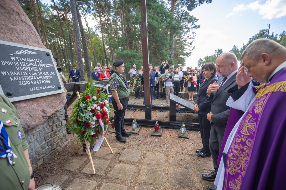 Uroczystość upamiętniająca ofiary katastrofy pod Otłoczynem, 19 sierpnia 2025 r., fot. Mikołaj Kuras dla UMWKP