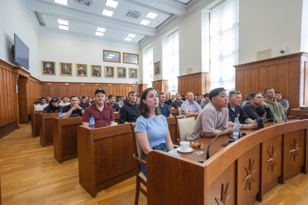 Ceremony welcoming American soldiers, photo by Mikołaj Kuras for the UMWKP