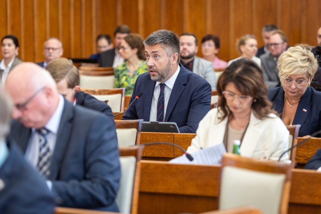 Sesja sejmiku województwa 25 sierpnia 2025, fot. Szymon Zdziebło/tarantoga dlaUMWKP