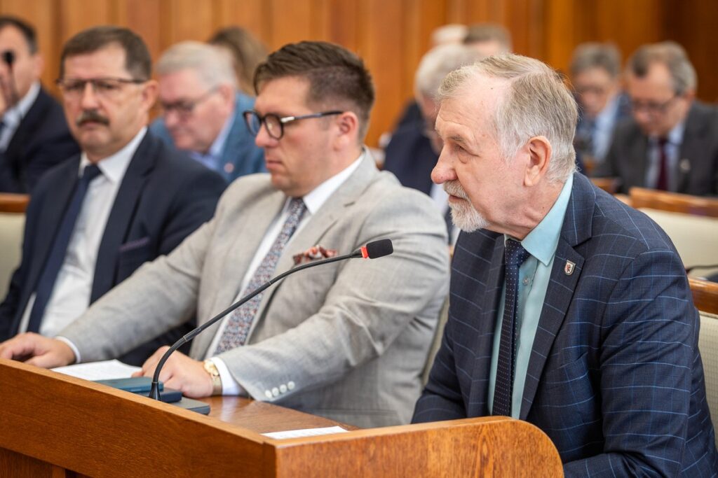 Sesja sejmiku województwa 25 sierpnia 2025, fot. Szymon Zdziebło/tarantoga dlaUMWKP