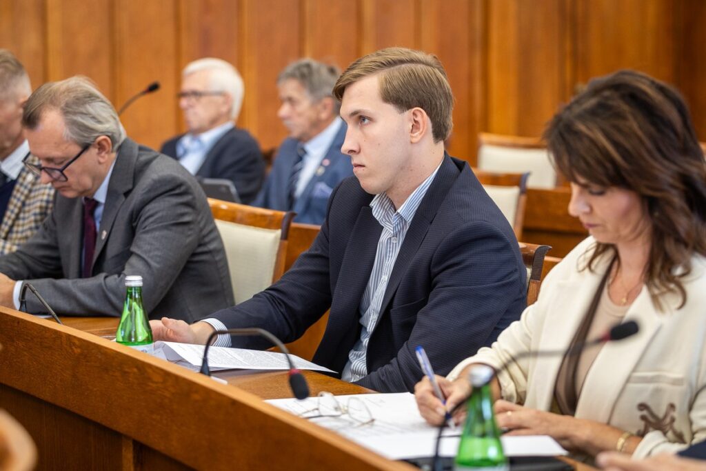 Sesja sejmiku województwa 25 sierpnia 2025, fot. Szymon Zdziebło/tarantoga dlaUMWKP