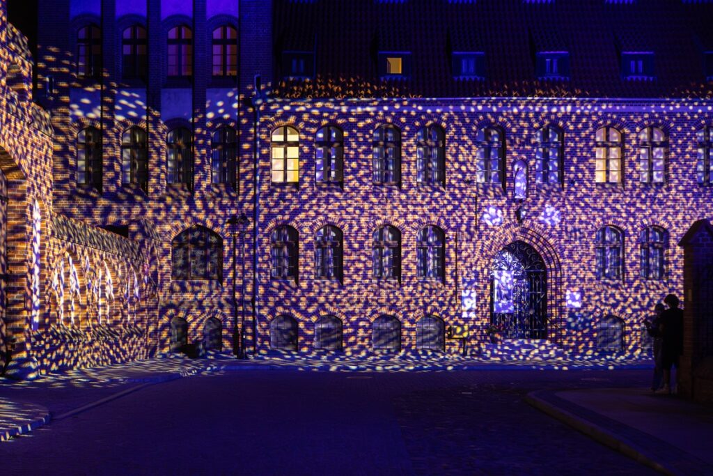 Festiwal Światłoczuły w Chełmnie, fot. Szymon Zdziebło/tarantoga.pl dla UMWKP