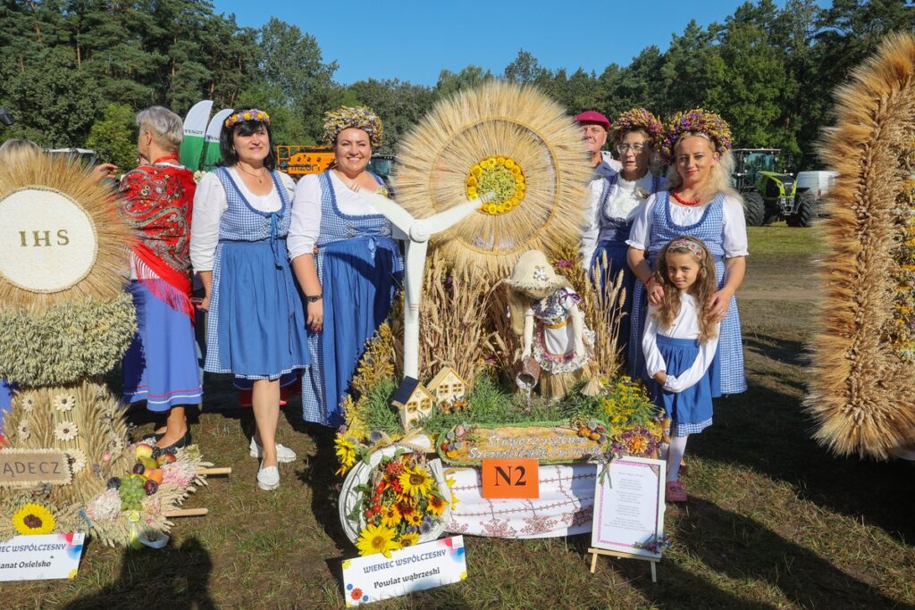 Konkurs wieńców dożynkowych, fot. Mikołaj Kuras dla UMWKP