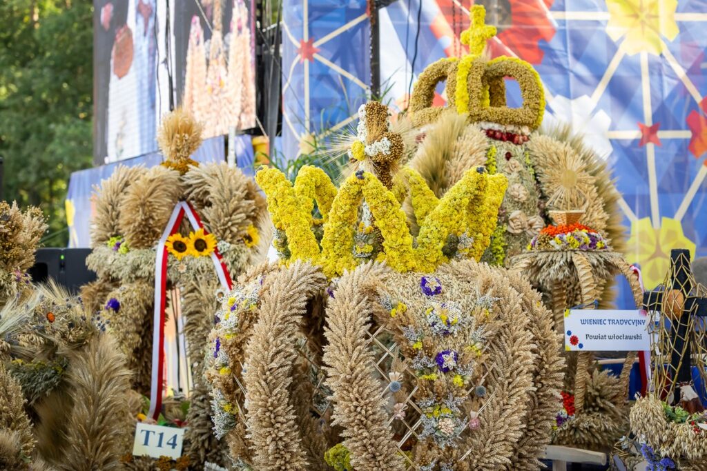 Konkurs wieńców dożynkowych, fot. Tomasz Czachorowski/eventphoto dla UMWKP